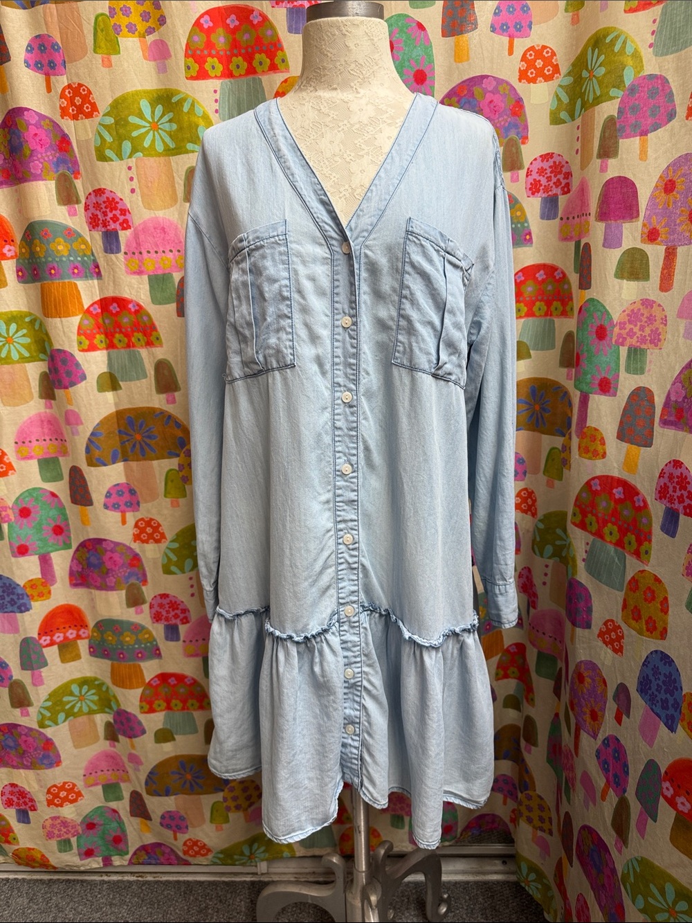 Collection By Cezele Tencel Button Down L/S Dress. Large